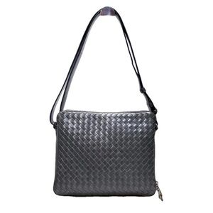 Stylish BOTTEGA VENETA intrecciato Woven Shoulder Bag in Grey
